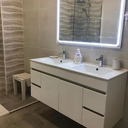 Iberlagos Gt Apartment